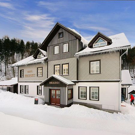 Hotel Hradec Spindleruv Mlyn Exterior foto