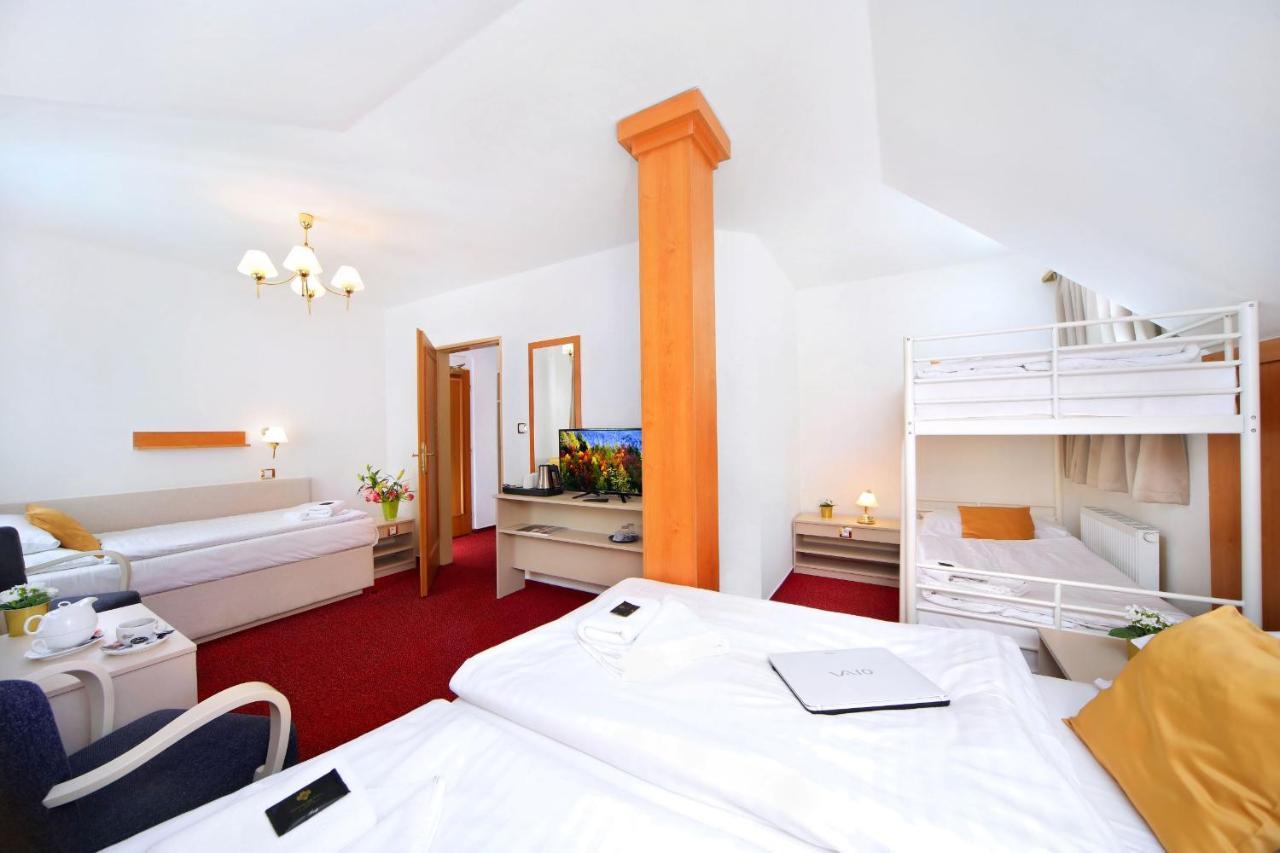 Hotel Hradec Spindleruv Mlyn Exterior foto