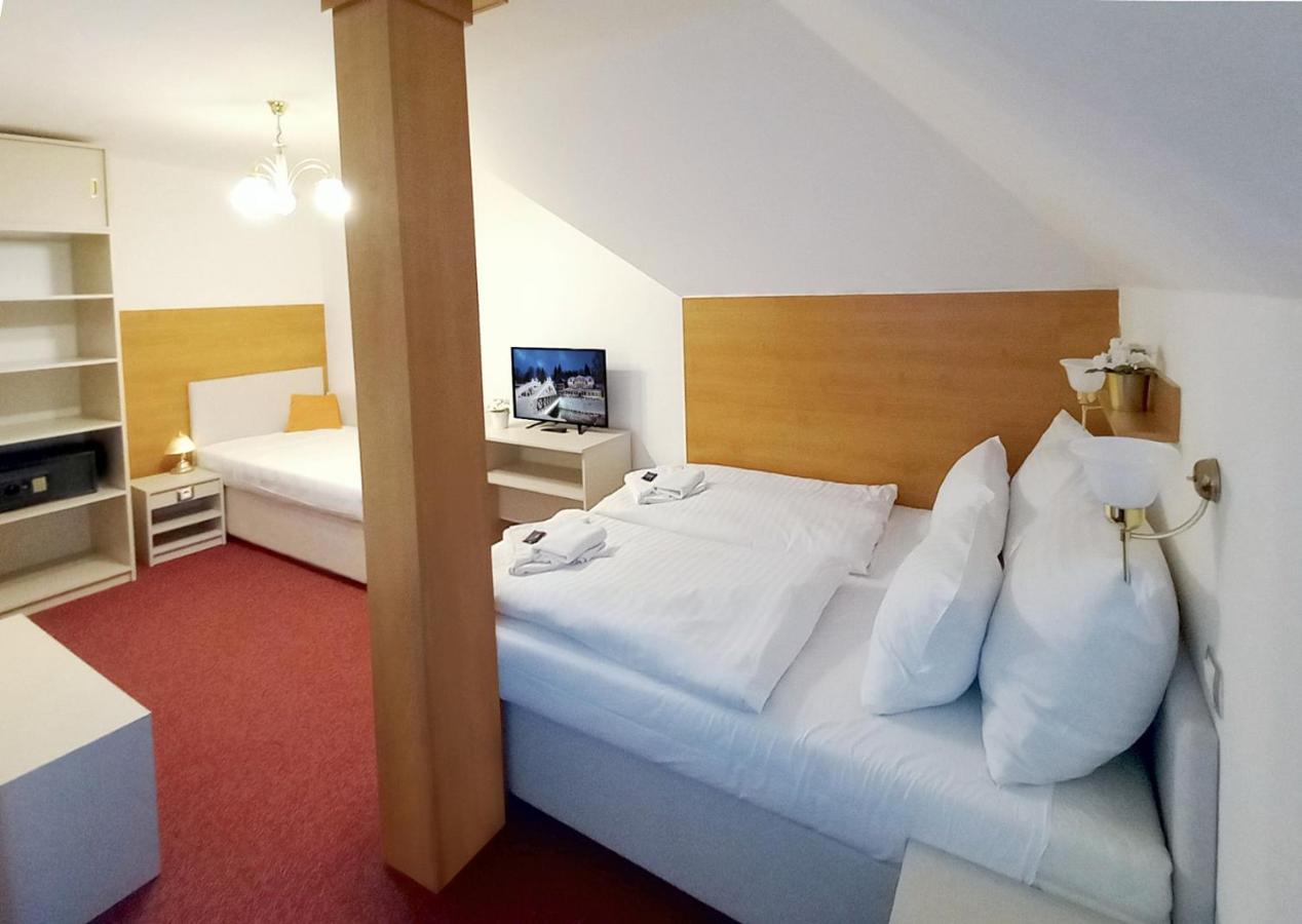 Hotel Hradec Spindleruv Mlyn Exterior foto