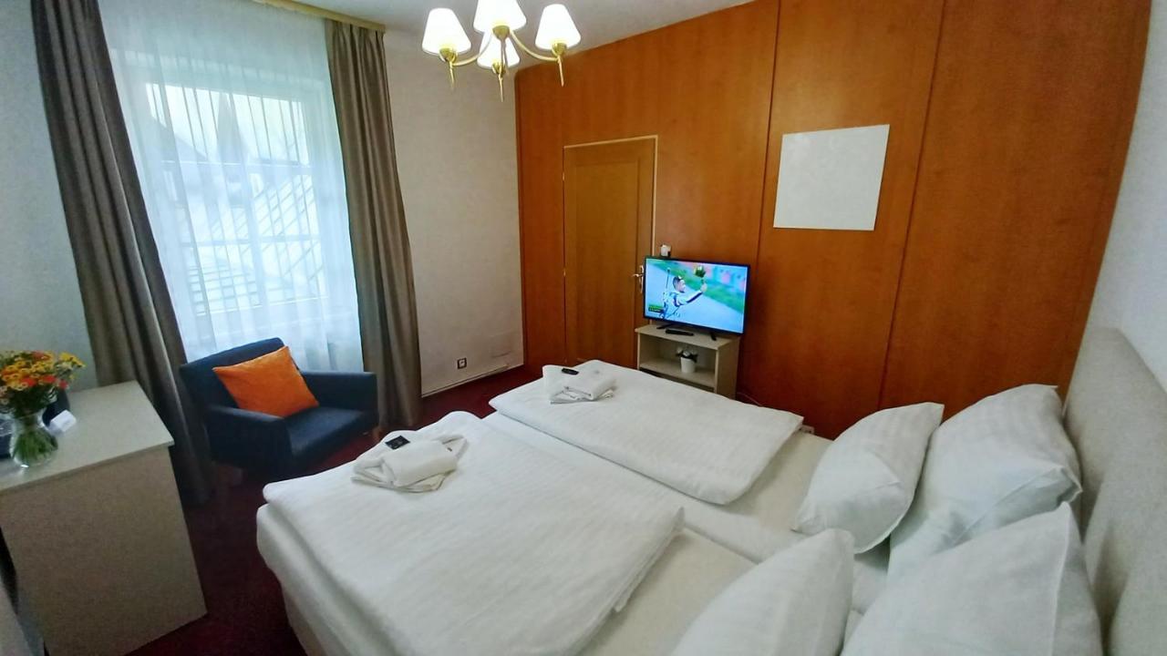 Hotel Hradec Spindleruv Mlyn Exterior foto