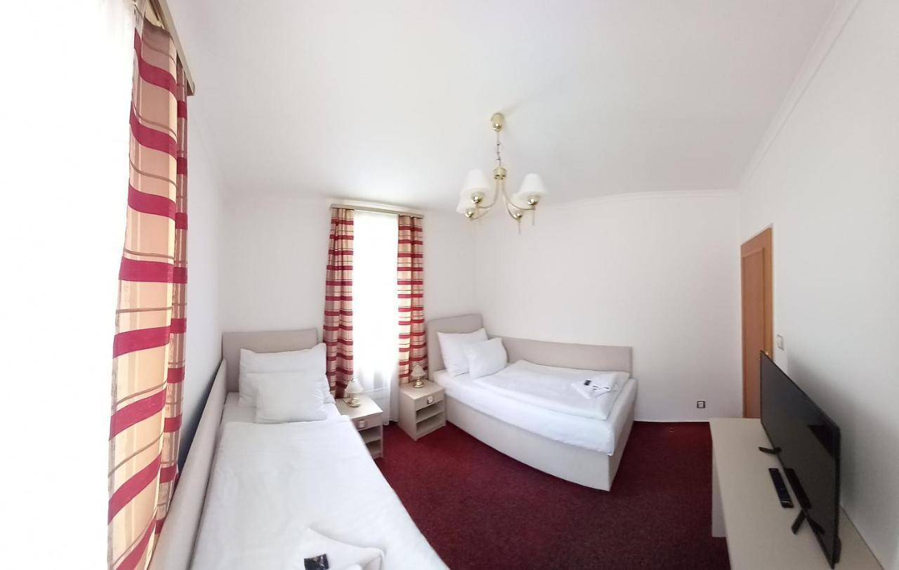 Hotel Hradec Spindleruv Mlyn Exterior foto