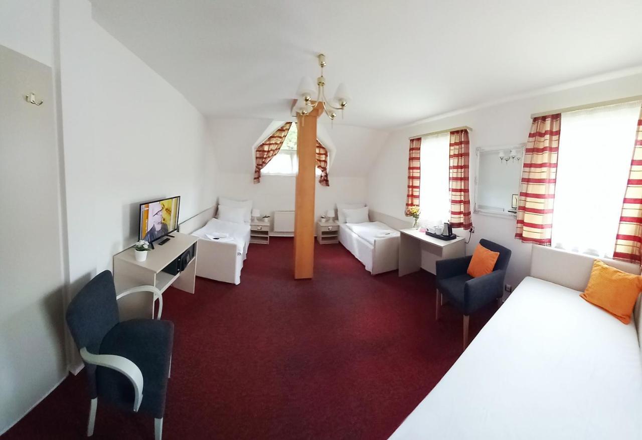 Hotel Hradec Spindleruv Mlyn Exterior foto