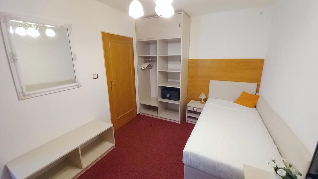 Hotel Hradec Spindleruv Mlyn Exterior foto