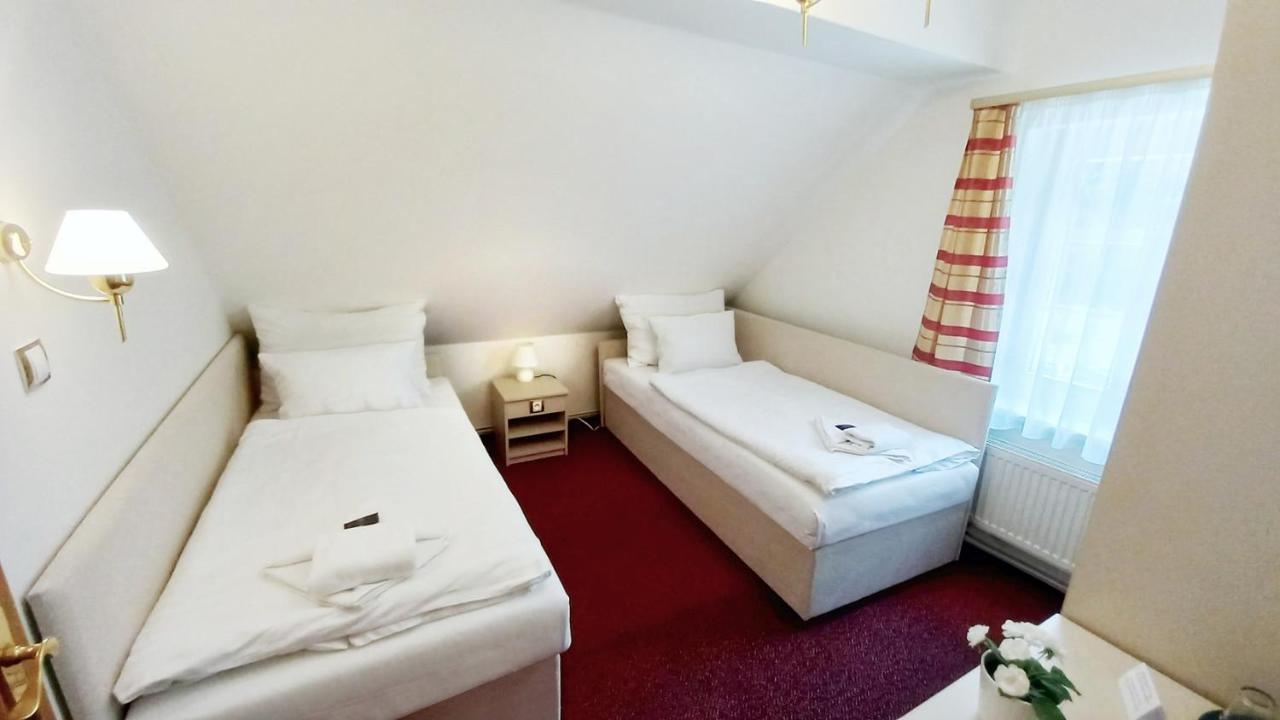 Hotel Hradec Spindleruv Mlyn Exterior foto